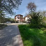 Guest house Къща За Гости Хриси 3*